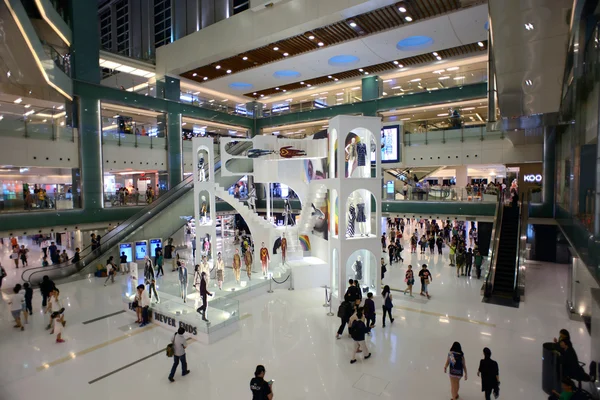 Inneneinrichtung eines Einkaufszentrums — Stockfoto