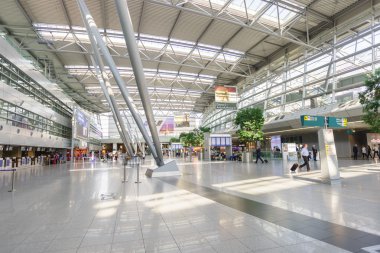 Dusseldorf Havaalanı iç