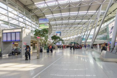 Dusseldorf Havaalanı iç