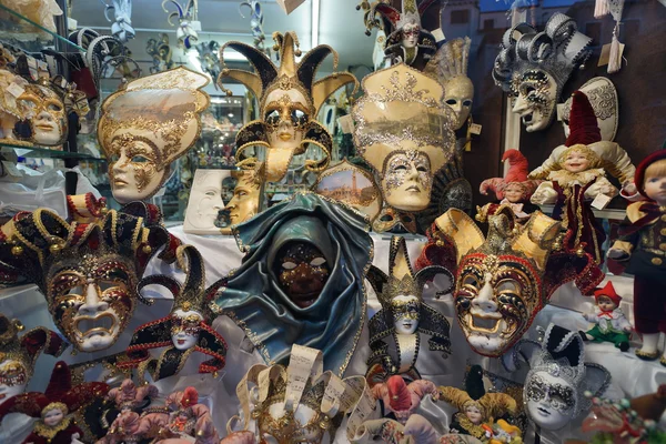 Venice carnival mask shop — Stock Photo, Image