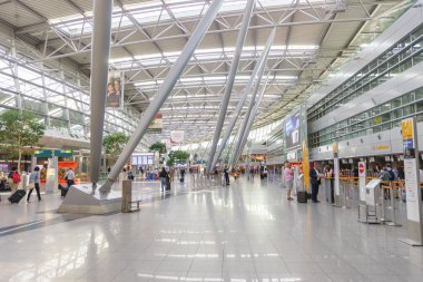 Dusseldorf Havaalanı iç