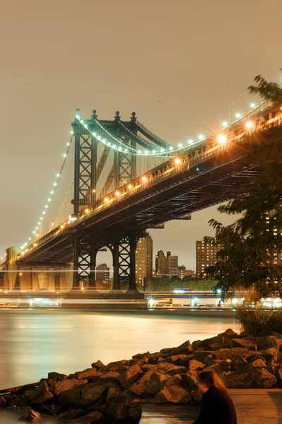 Manhattan skyskrapor på natten — Stockfoto