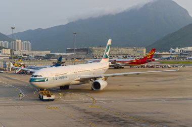 jet uçakları havaalanında