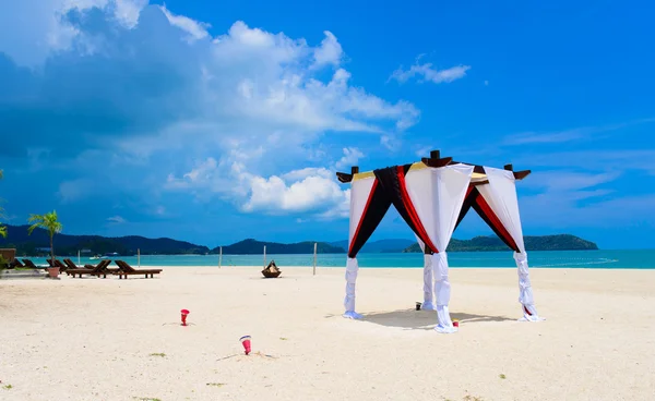 Arco de la boda para la ceremonia —  Fotos de Stock