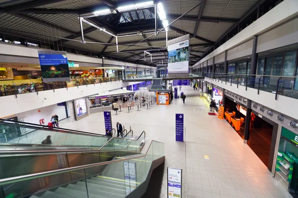 Interno dell'aeroporto di Lipsia — Foto Stock