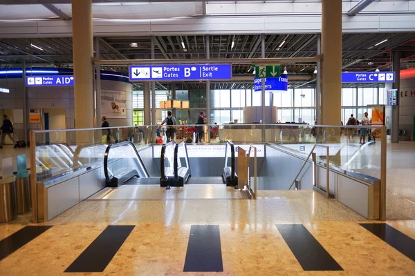 A Genfi repülőtér belső — Stock Fotó