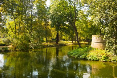 Düsseldorf'nehir manzarası