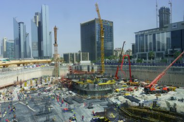 Dubai şehir inşaat faaliyeti