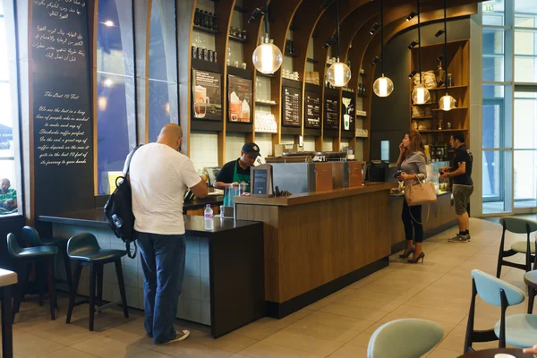 Kawiarnia Starbucks wnętrza — Zdjęcie stockowe