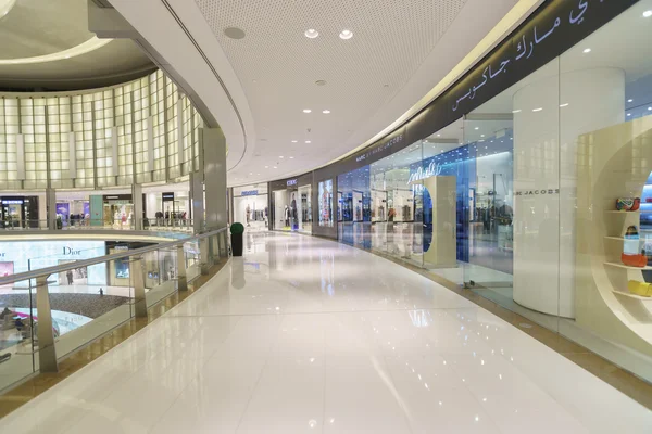 Interior del centro comercial Dubai Mall — Foto de Stock