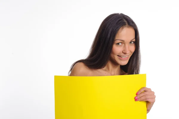 Mujer mantenga rectángulo amarillo — Foto de Stock
