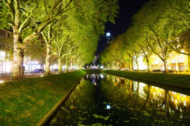 Eylül Dusseldorf geceleri