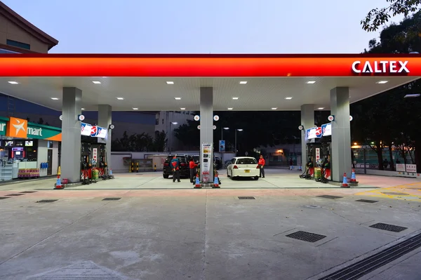 Estação de combustível Caltex à noite — Fotografia de Stock