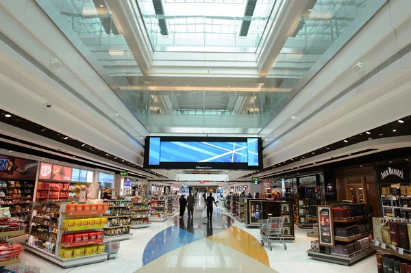 Aeropuerto Internacional de Dubai interior — Foto de Stock