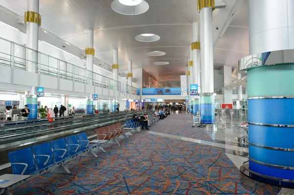 Aeropuerto Internacional de Dubai interior — Foto de Stock