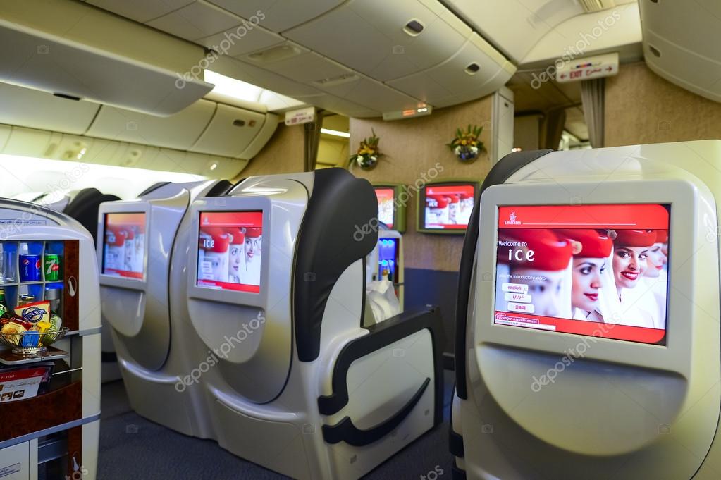 Erstklassiges Interieur Der Boeing 777 Redaktionelles