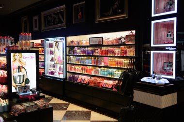 Victoria'nın gizli mağaza iç