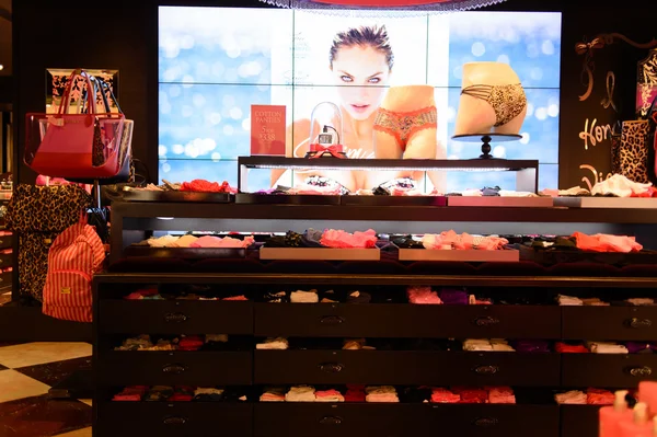 Victoria's Secret store interior — Stock Photo, Image