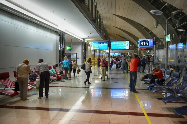 Dubai International Airport interior — Stock Photo, Image