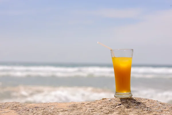 Cold fresh cocktail — Stock Photo, Image