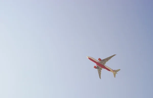 Jet aircraft take-off