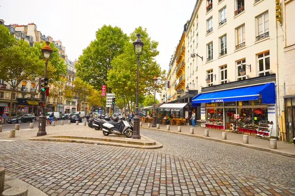 Streets of Paris capital of France — Zdjęcie stockowe