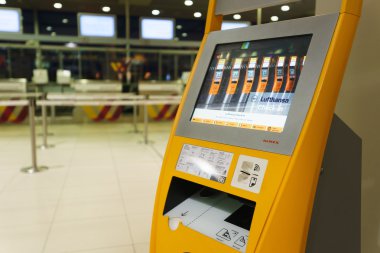 Lufthansa check-in kiosk
