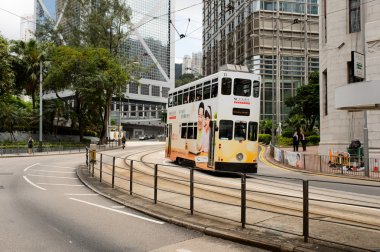 Hk street Tramvayda Çift katlı