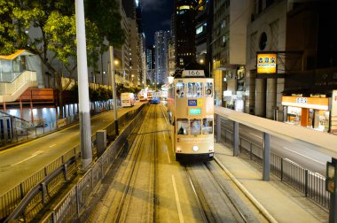 Hk street Tramvayda Çift katlı