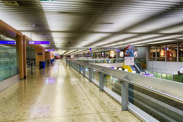 Geneva aeroporto interior — Fotografia de Stock