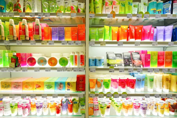 Tienda de cosméticos interior — Foto de Stock