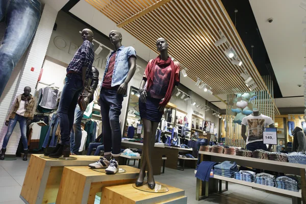 Dubai Mall store