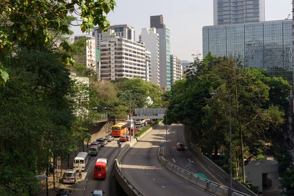 Ihmiset Hongkongin kaduilla — kuvapankkivalokuva