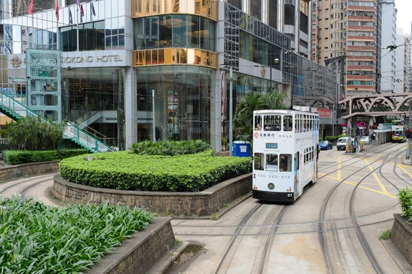 Dubbeldekker tram op straat van Hk — Stockfoto