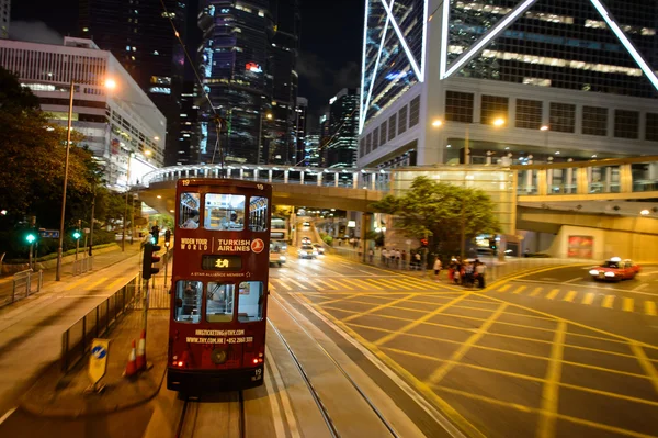 Tram à deux étages sur la rue de HK — Photo