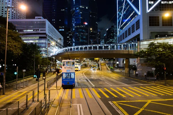 Tram à deux étages sur la rue de HK — Photo