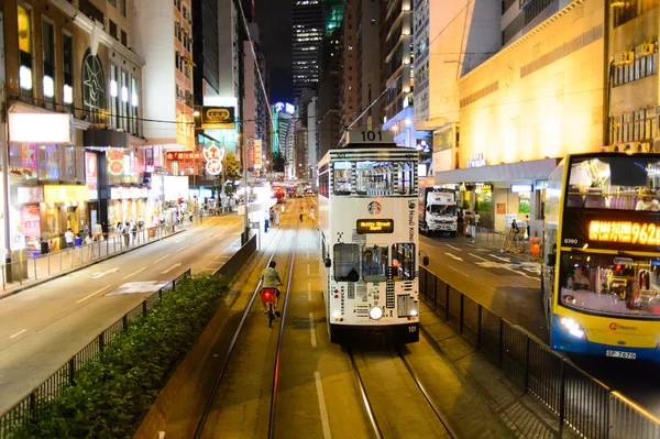 Tram a due piani sulla strada di HK — Foto Stock