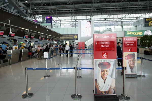 Suvarnabhumi airport interieur — Stockfoto