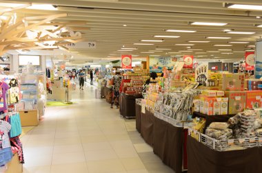 Yeni şehir Plaza iç