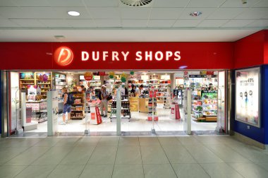 Prag Havaalanı iç alışveriş