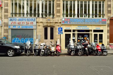 modern ve klasik motosiklet