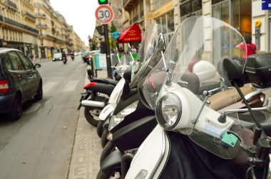 modern ve klasik motosiklet