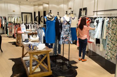 Yeni şehir Plaza iç