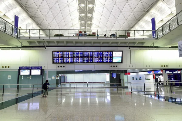 Aeroporto Internacional de Hong Kong interior — Fotografia de Stock