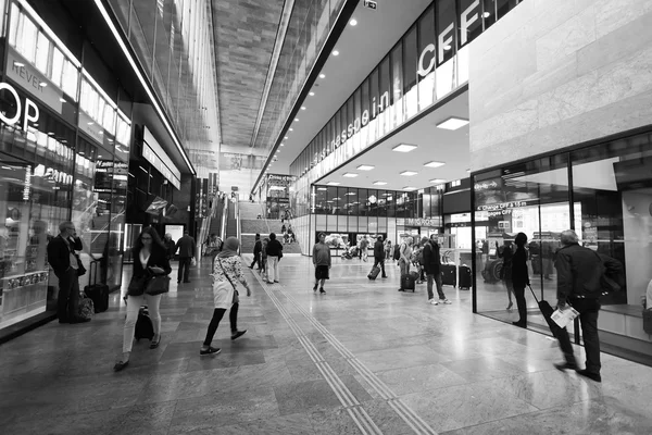 Train station in city — Stock Photo, Image