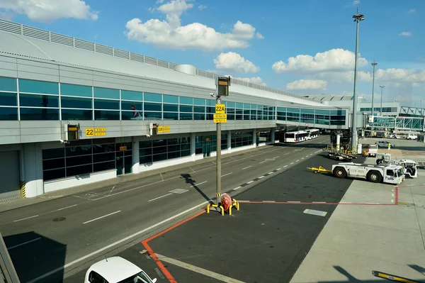 Internationaler Flughafen Prag — Stockfoto
