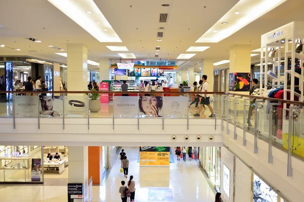 Centro comercial interior en Bangkok — Foto de Stock