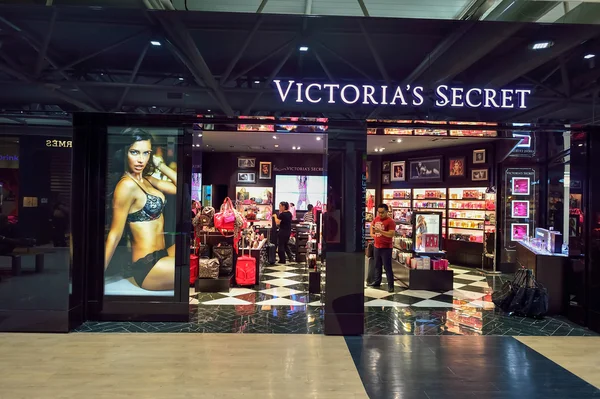 Victoria 's Secret store interior — стоковое фото