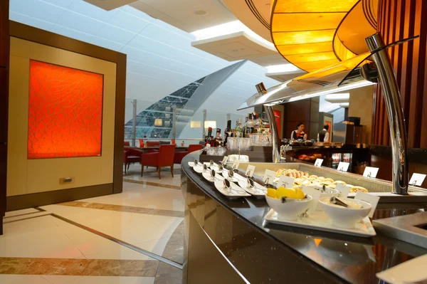 Interior do lounge da classe executiva Emirates — Fotografia de Stock