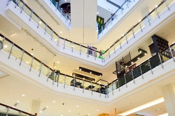 Centro comercial interior en Bangkok — Foto de Stock